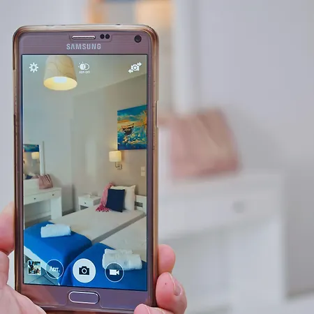 Ξενοδοχείο Camara 2*