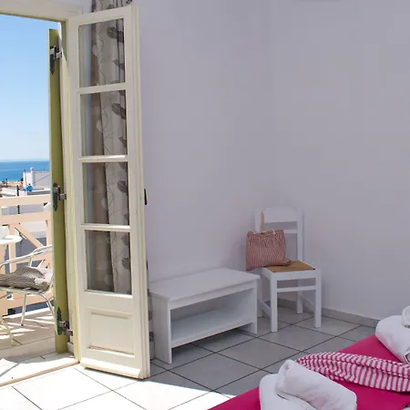 Camara 2* Agios Prokopios (Naxos)