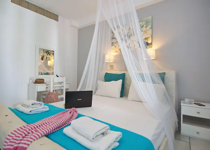 Ξενοδοχείο Camara 2*