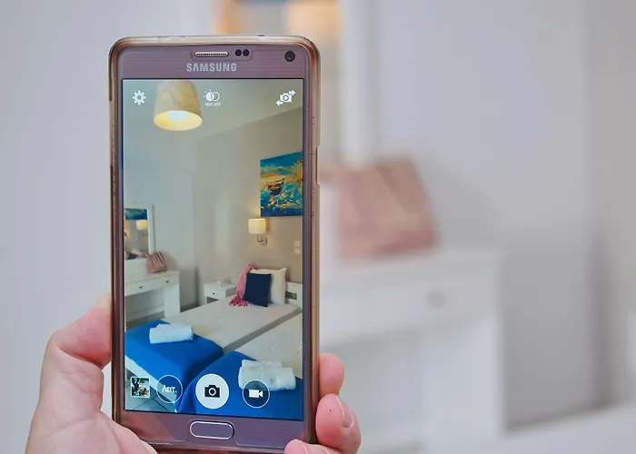 Ξενοδοχείο Camara 2*